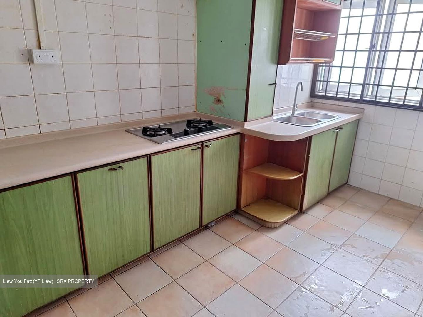 Blk 140 Bukit Batok Street 11 (Bukit Batok), HDB Executive #548702331